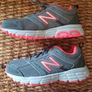 New Balance Women Shoes